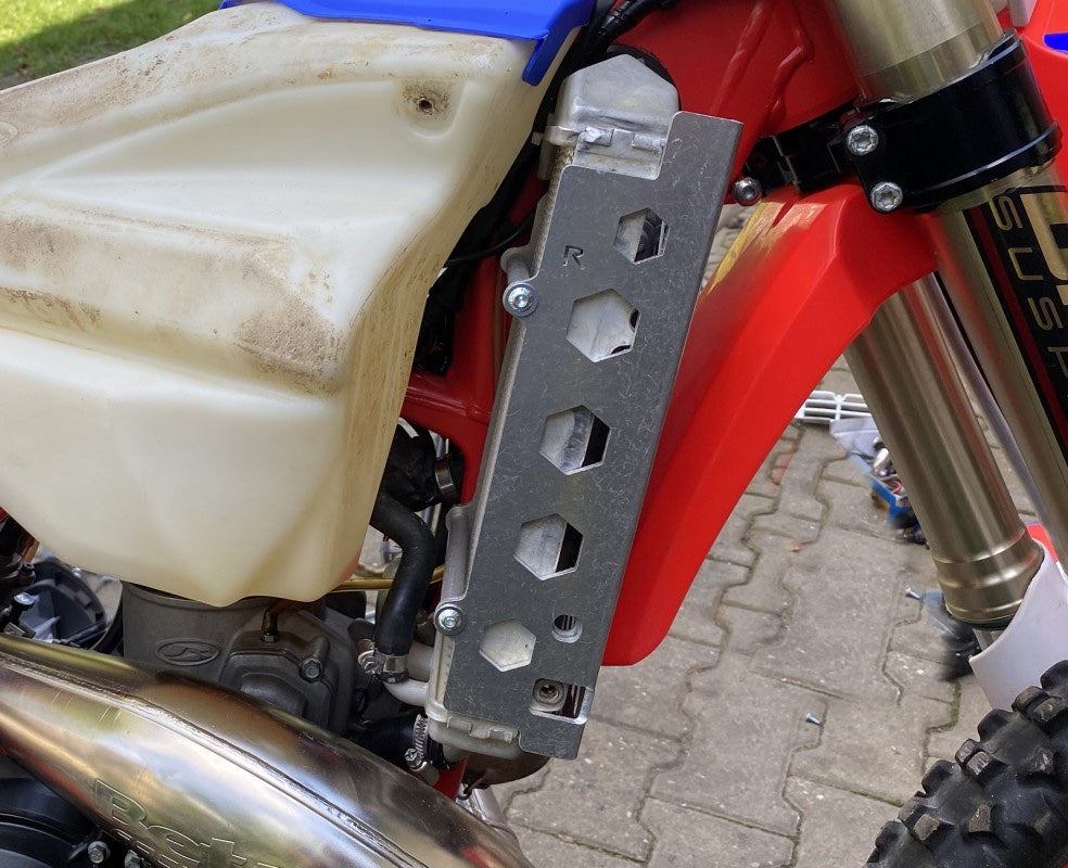Beta Rad Brace Set 2020-23 2T 4T Artafon image 3