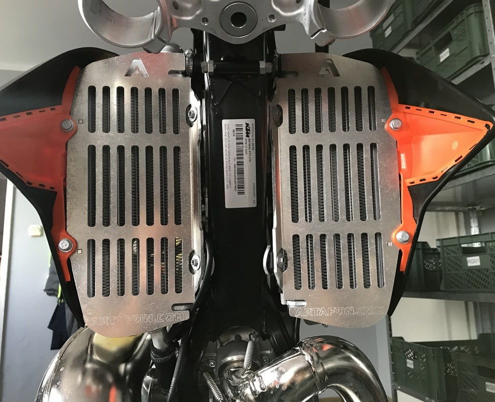 KTM Husqvarna Radiator Brace 2020+ image 3